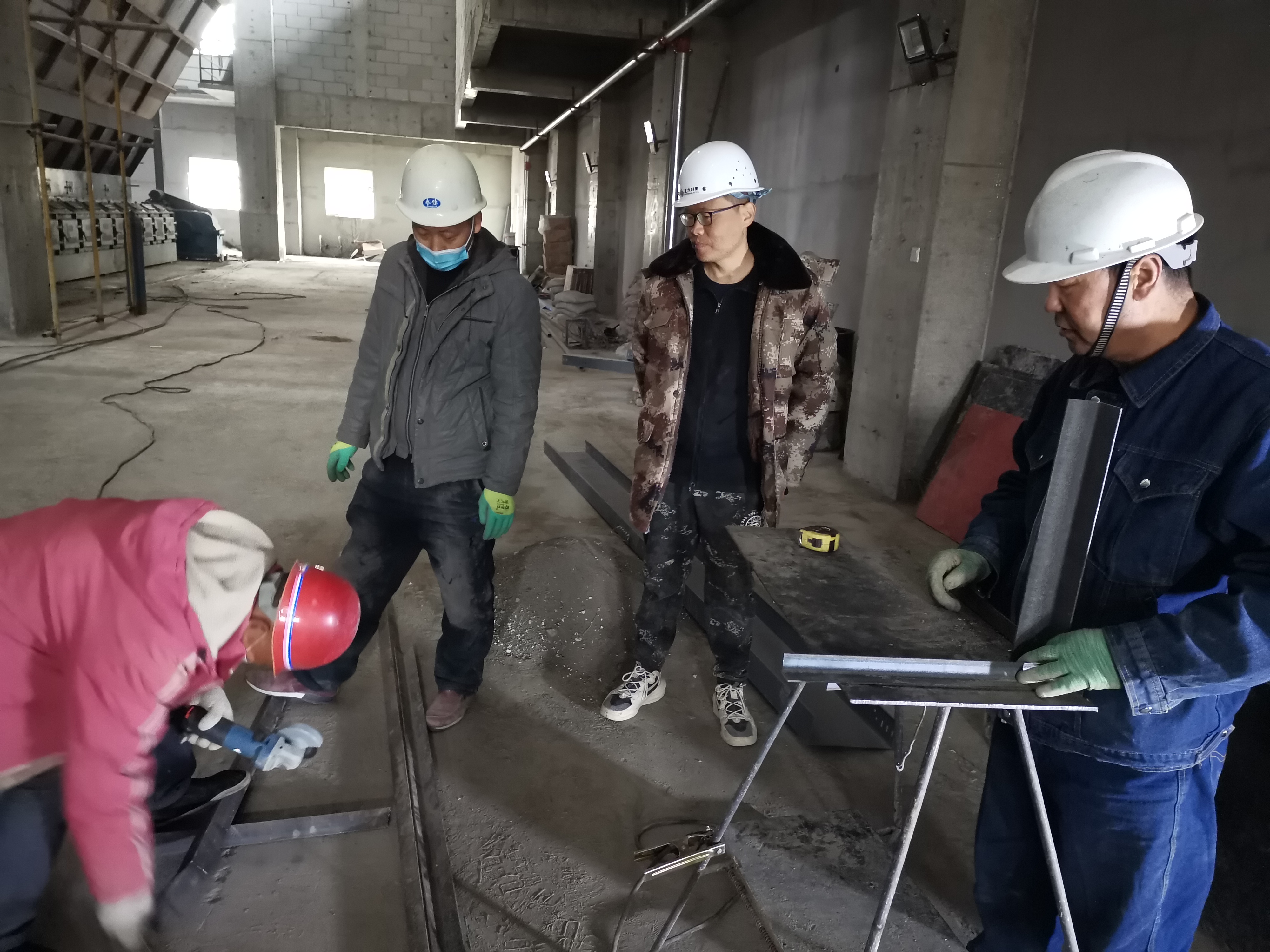 【国庆坚守，此刻我在岗】问鼎娱乐app人全力备战今冬供暖（一）(图3)